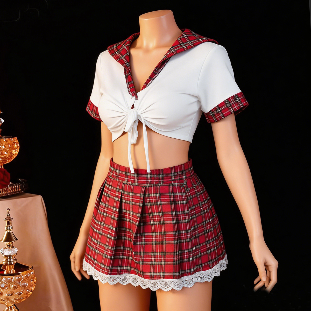 ملابس داخلية نسائية مثيرة حمرا - مراجعة Costumes وسعره